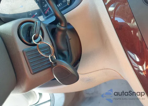 2006 Cadillac Dts Standard z USA, uszkodzony, nr VIN 1G6KD57Y86U163067